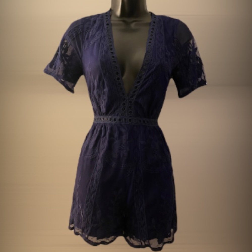 FASHION NOVA • MIDNIGHT MOON • XSMALL
